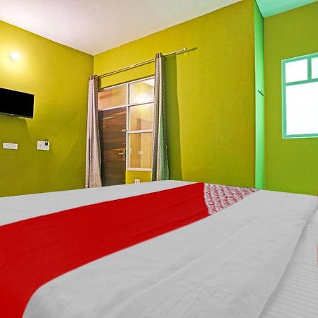 Hotel O Arya Residency Gurgáon Kültér fotó