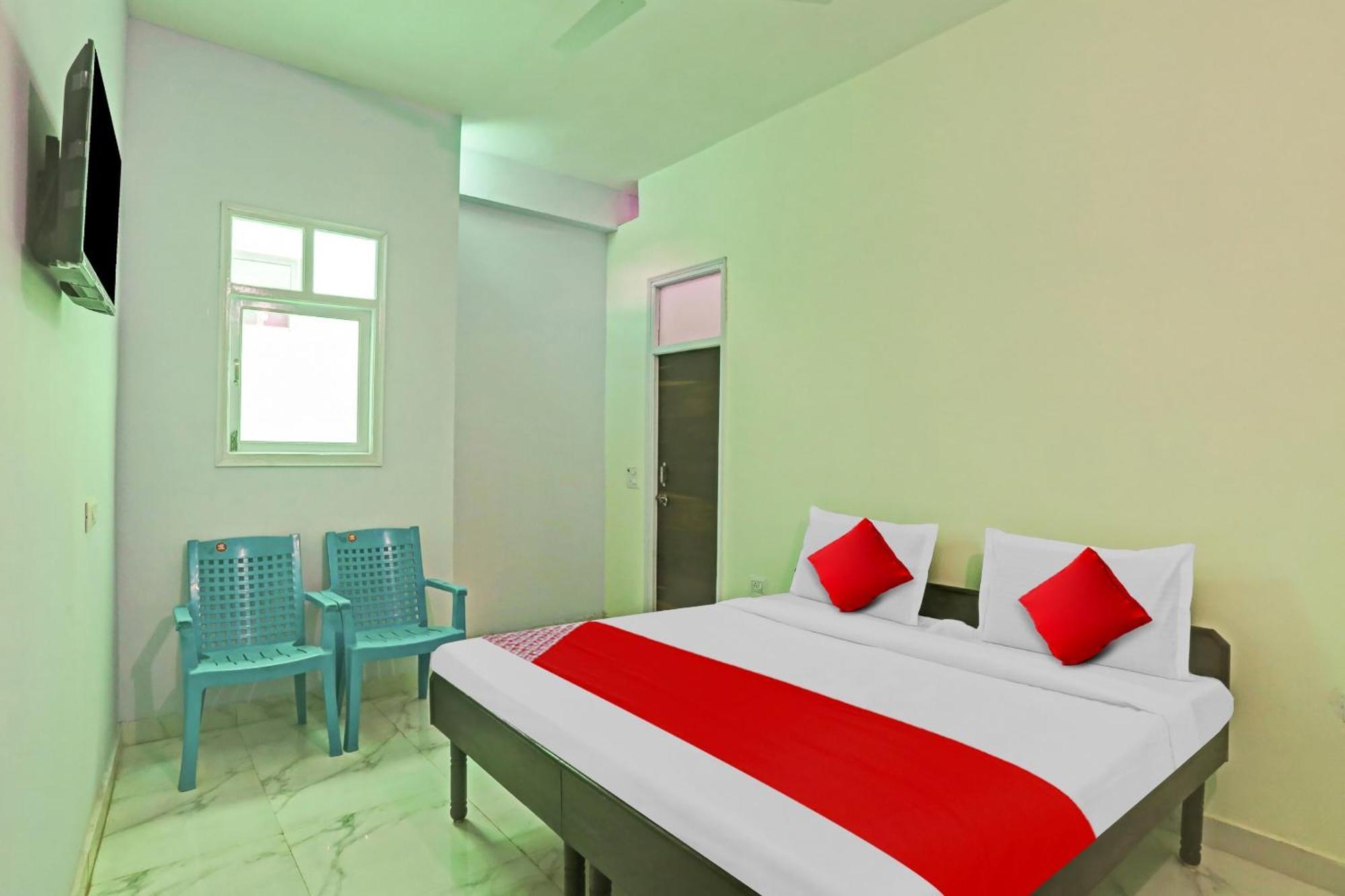 Hotel O Arya Residency Gurgáon Kültér fotó
