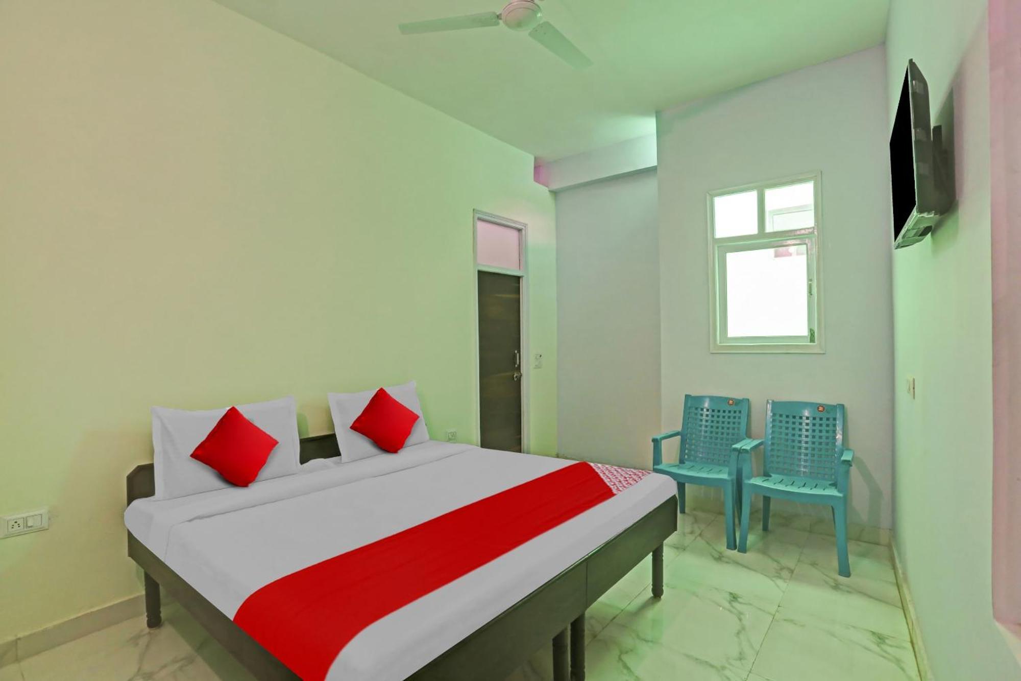 Hotel O Arya Residency Gurgáon Kültér fotó