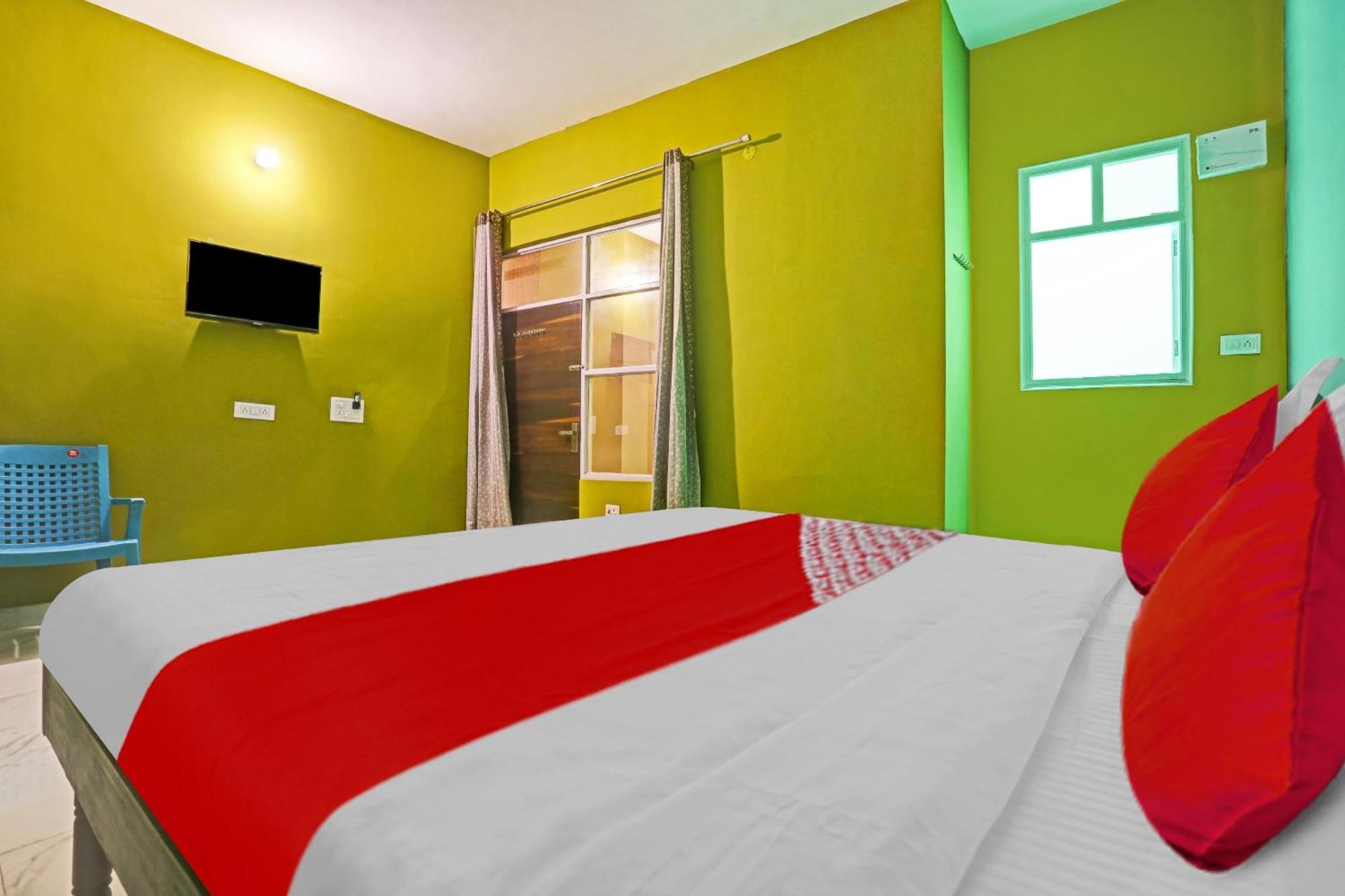 Hotel O Arya Residency Gurgáon Kültér fotó